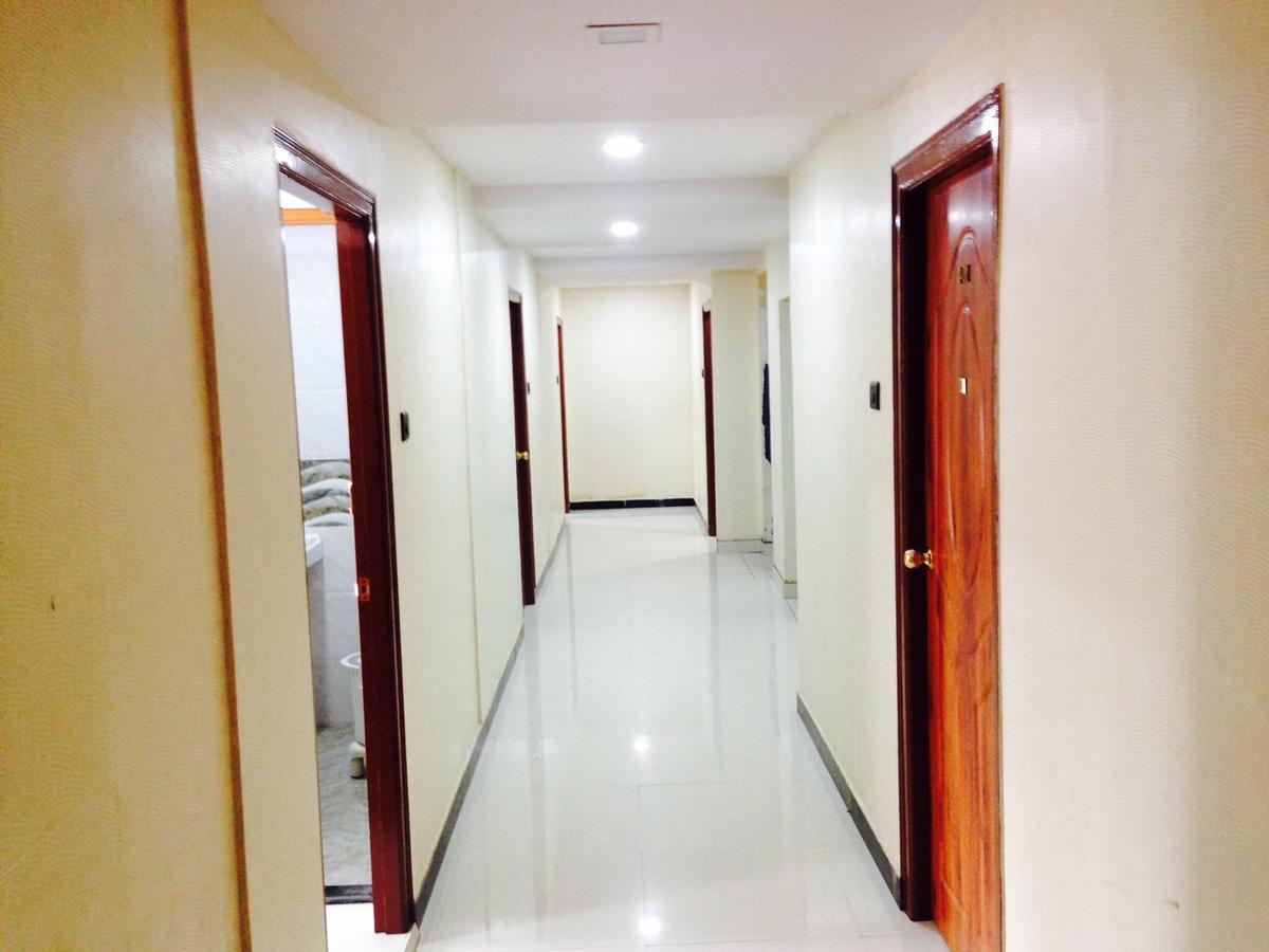 Hotel T.A.P. Paradise Bangalore Esterno foto